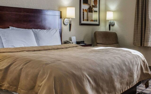 MainStay Suites Coralville - Iowa City