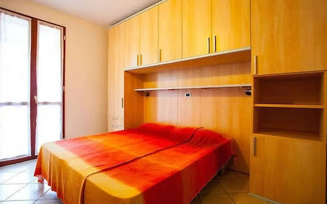 Lido Spina / Estensi Apartments