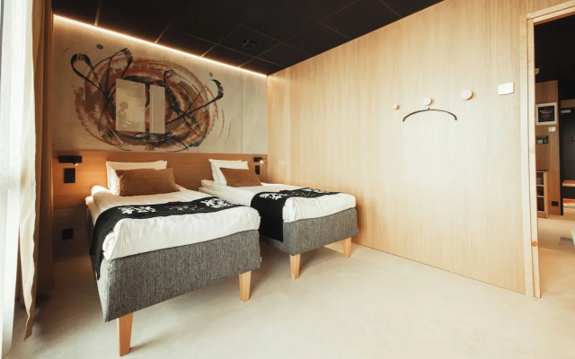 Time Hotel