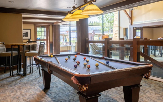 Ski Hill Road 2 - Twin Chutes