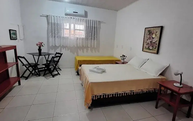 Pousada da Tia Lúcia-Loft Rosa Vermelha