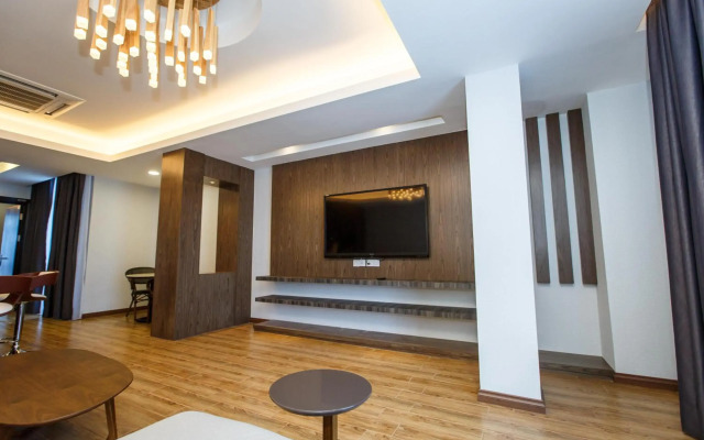 Lintas Platinum Hotel