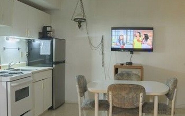 Sun Dek Motel
