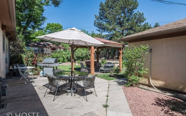 3bdmid-century Modernhot Tub, Grill, Close to DT