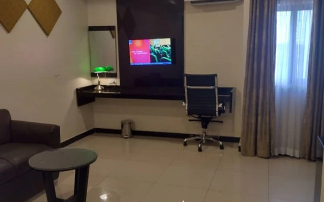 Hearts Hotel