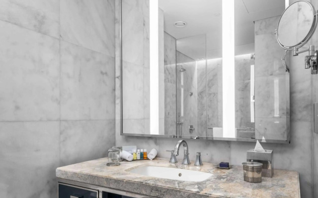 The Hotel Galleria Jeddah, Curio Collection by Hilton