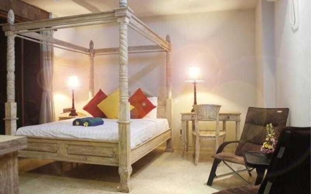 Joy Beach Villas – Guest Rooms – Denpasar
