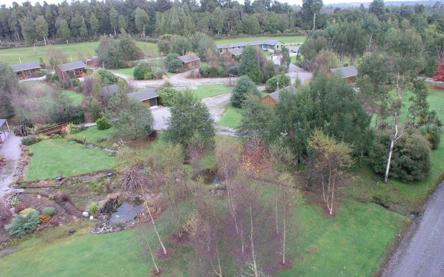 Lake Brunner Country Motel & Holiday Park