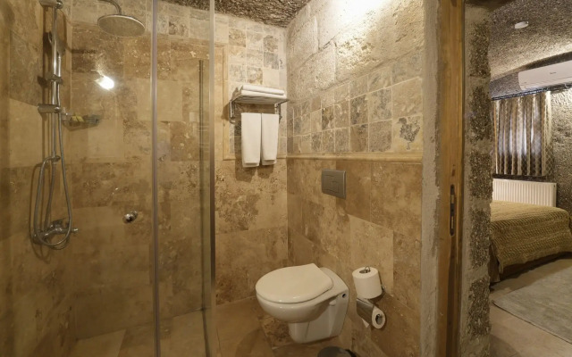 Tekkaya Cave Hotel