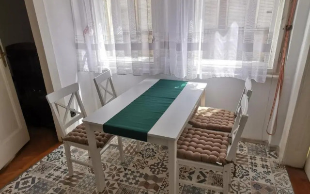Antikvilla Apartman