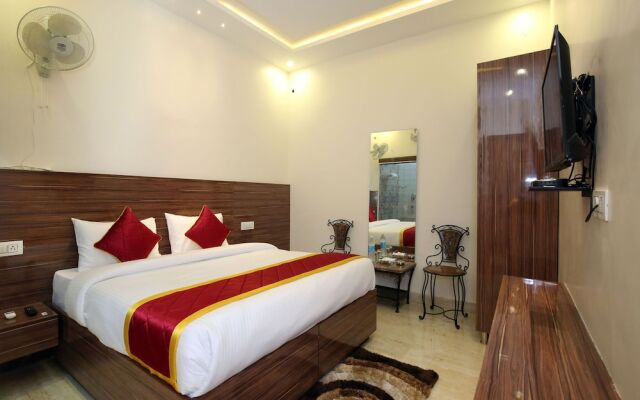 OYO 9159 Hotel Royal Woodslark