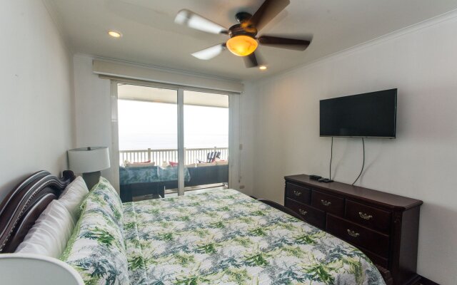 The Palms 701 Two Bedroom Condo with Beach View