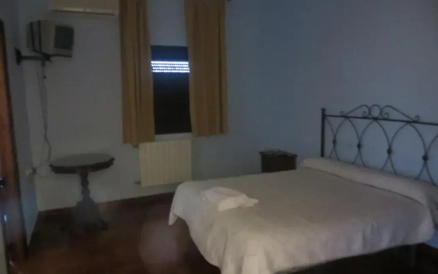 Hostal Restaurante Campo Abierto