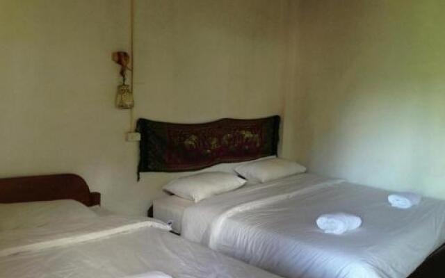 Pha Noi Guesthouse