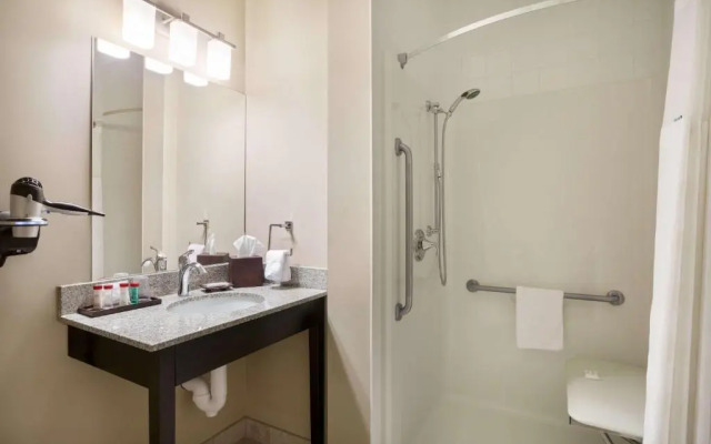 Ramada Emerald Park/Regina East