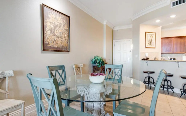 Emerald Grande Condominiums at HarborWalk Village