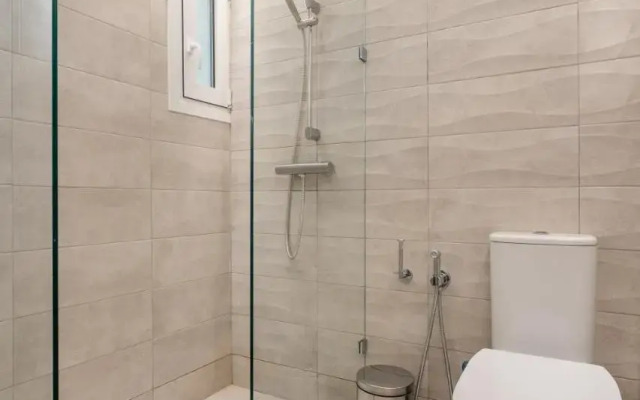 Charming 3bd apt. close to metro