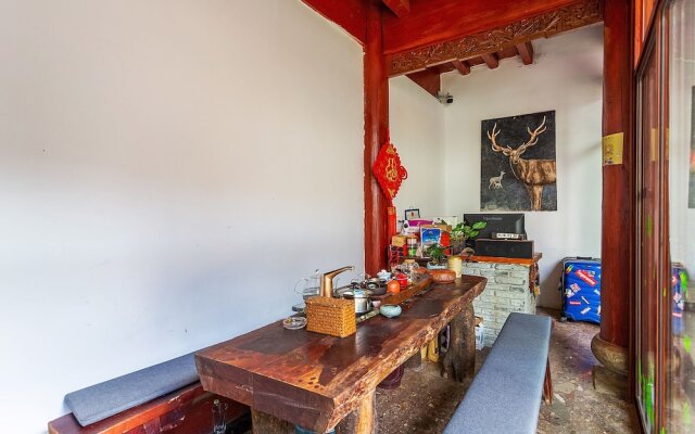 Lijiang Tailai Inn