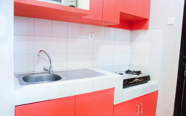 Simple Studio with Balcony at Gardenia Boulevard Apartment