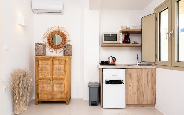 Aerenia Suites