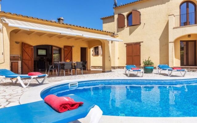 House Solenza Calonge