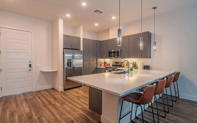 KB - Scottsdale Grand