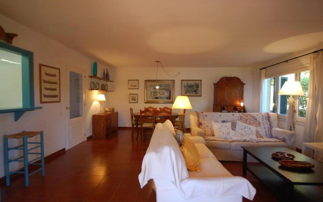 Lovely garden house in mar menuda