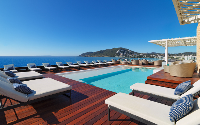 Aguas de Ibiza Grand Luxe Hotel