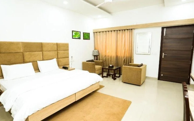 Hotel Whistling Greens