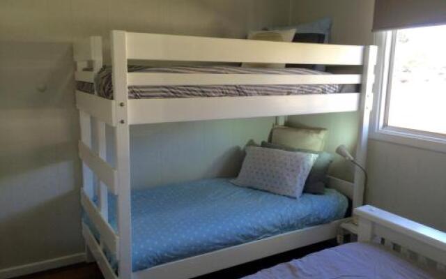 Tallowood beachfront cottage