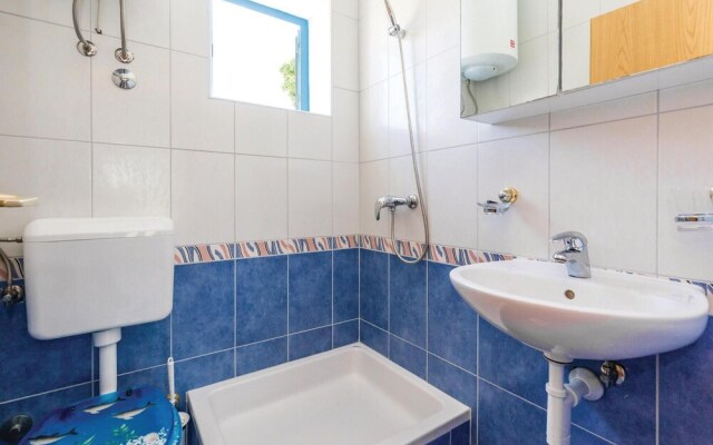 Stunning Home in Barbat With Wifi and 2 Bedrooms