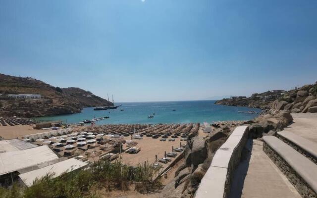 1Path Wave Mykonos Super Paradise Beach House