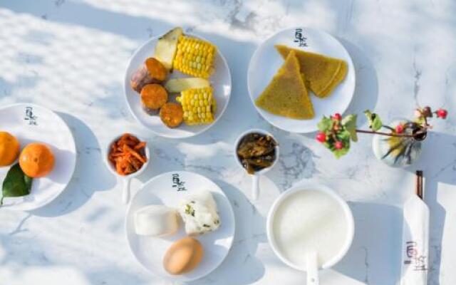 Shuanglang Xixiwan Lake View Hotel
