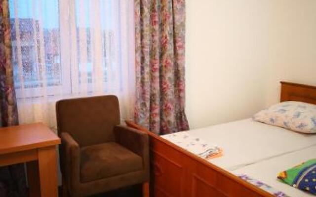 Motel Tomic