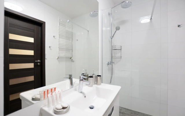 Golden Sun Apartments- Polanki