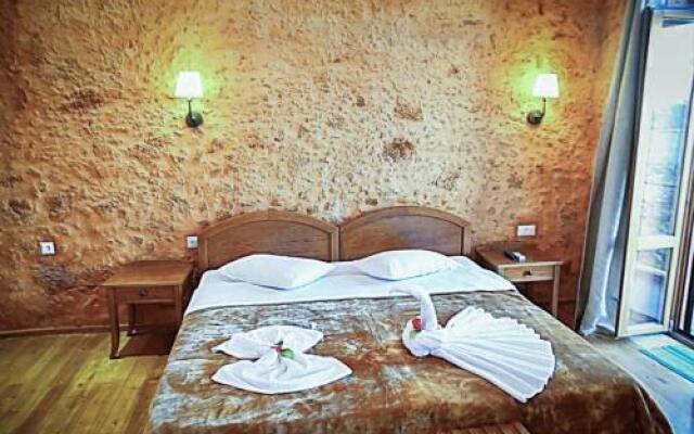 Santrivani Rooms