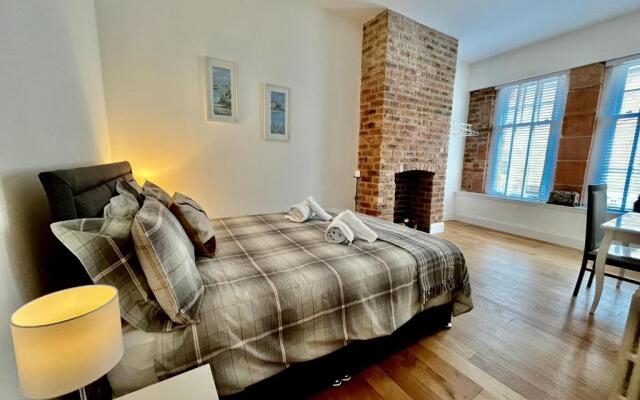 Rabbies School House, 2 Bed Apartment Ayr Town Centre
