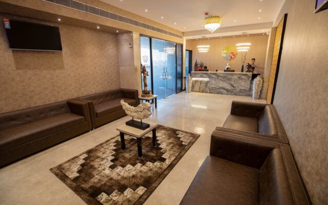 Grand Seasons -The Business Hotel