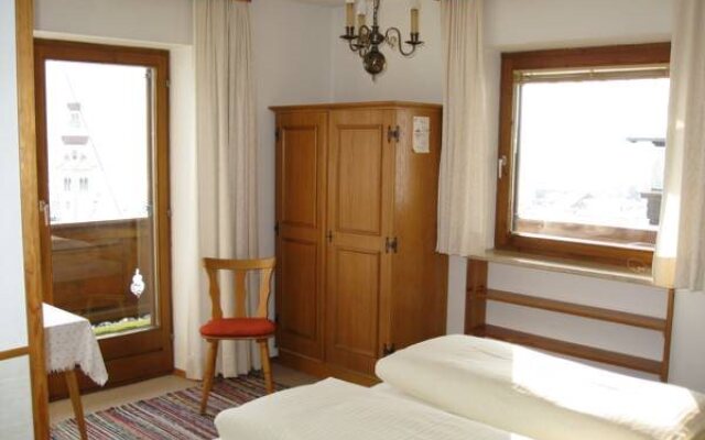 Haus Bergheimat - Familie Oberacher