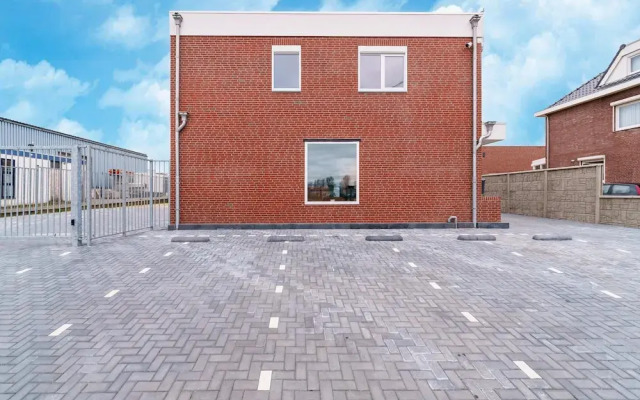 Inviting Apartment With Terrace