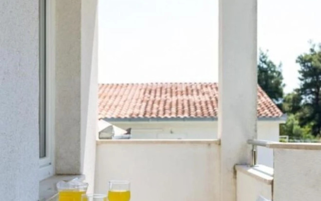 Seka - With Parking - 5 - B2