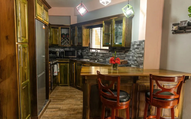Topaz Apartment Villa - Mountain View