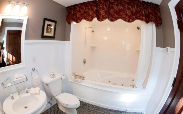 The Belvedere Inn & Restaurant