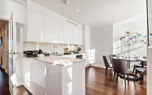 Beautiful West London 3 bed Apartment