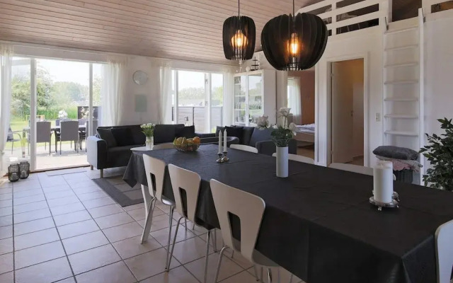 8 Person Holiday Home in Vaeggerlose-by Traum