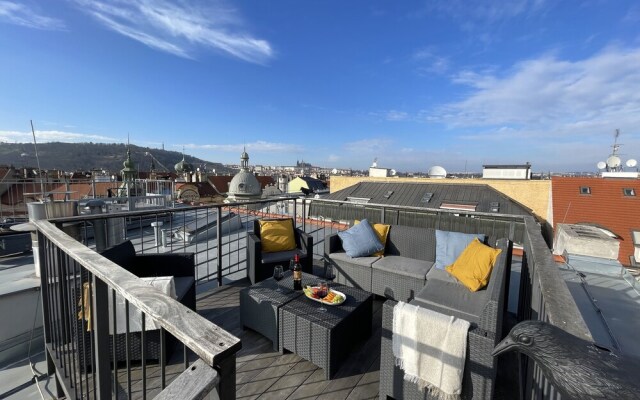 4-room apartment near Charles Square