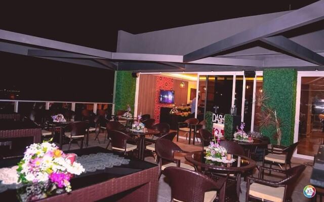 Santa Teresa Hotel