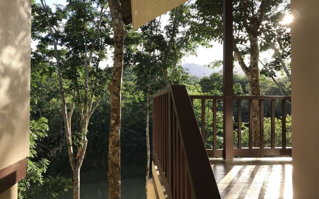 Khaosok River Home Resort