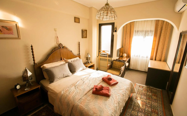 Spacious Apartment Next To Metro - Marousi