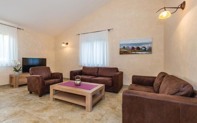 Nice Home in Turcic With Wifi and 4 Bedrooms